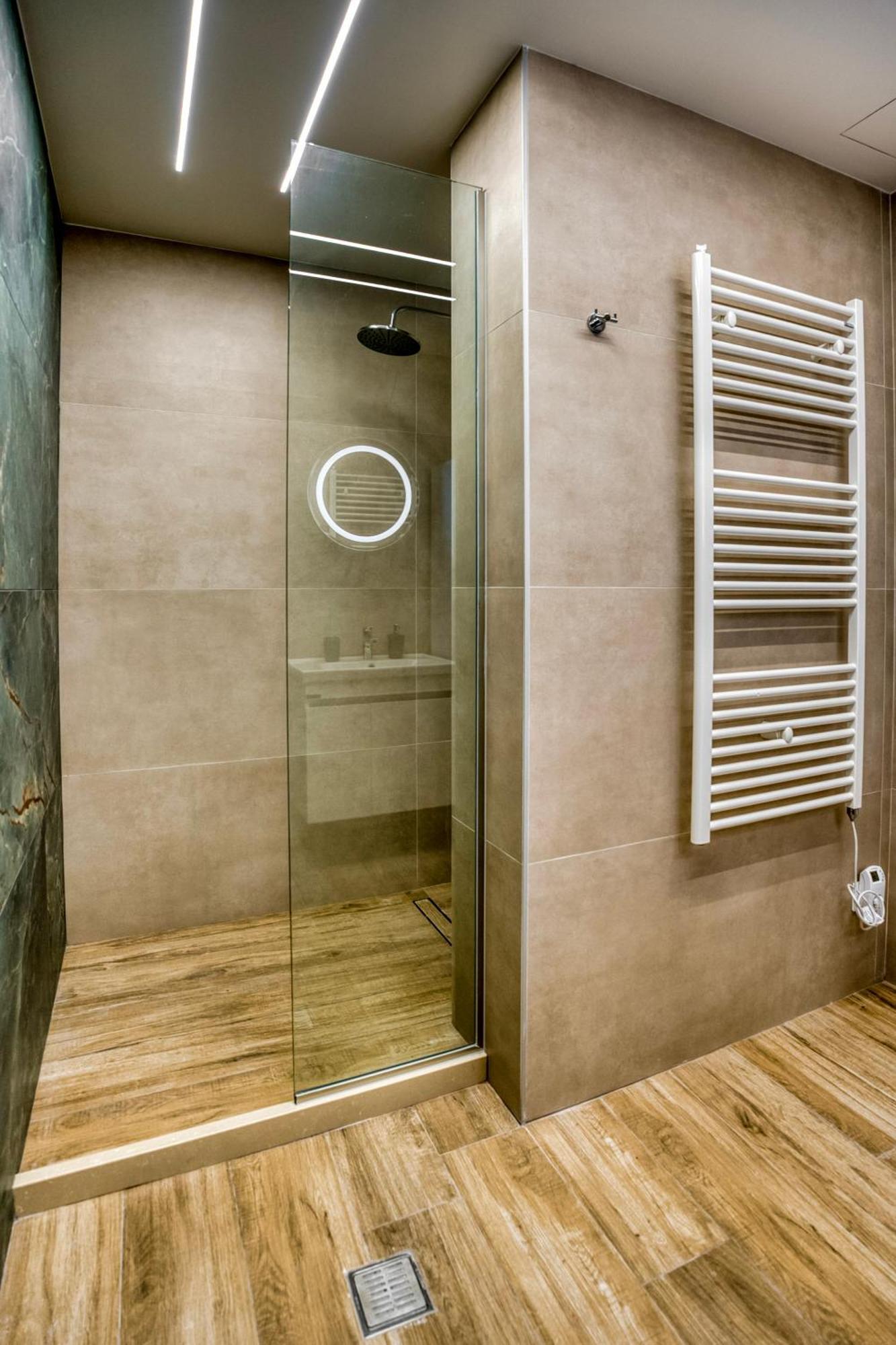 Ephantasy Living - Premium Apartment *